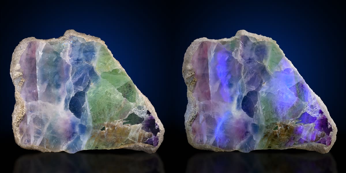 À esquerda: água tônica brilhando em azul sob uma lâmpada ultravioleta. À direita: fluorita à luz do dia e fluorescendo sob luz ultravioleta; o mineral deu nome à fluorescência. Fotografia de Masha Milshina, CC BY 4.0.